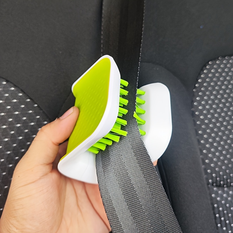 Seat Cleaner Fabric - فرشاة تنظيف حزام الأمان الداخلي للسيارة